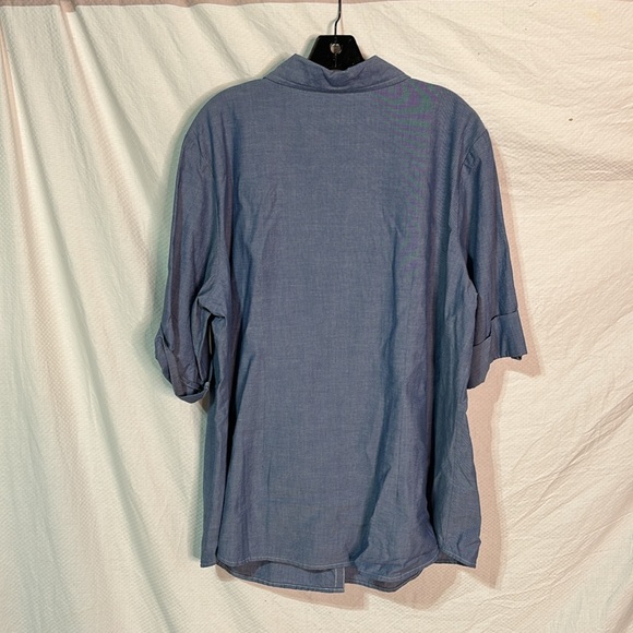 Karen Scott 2x blue chambray longer style button down blouse 💯 cotton euc - Picture 6 of 6